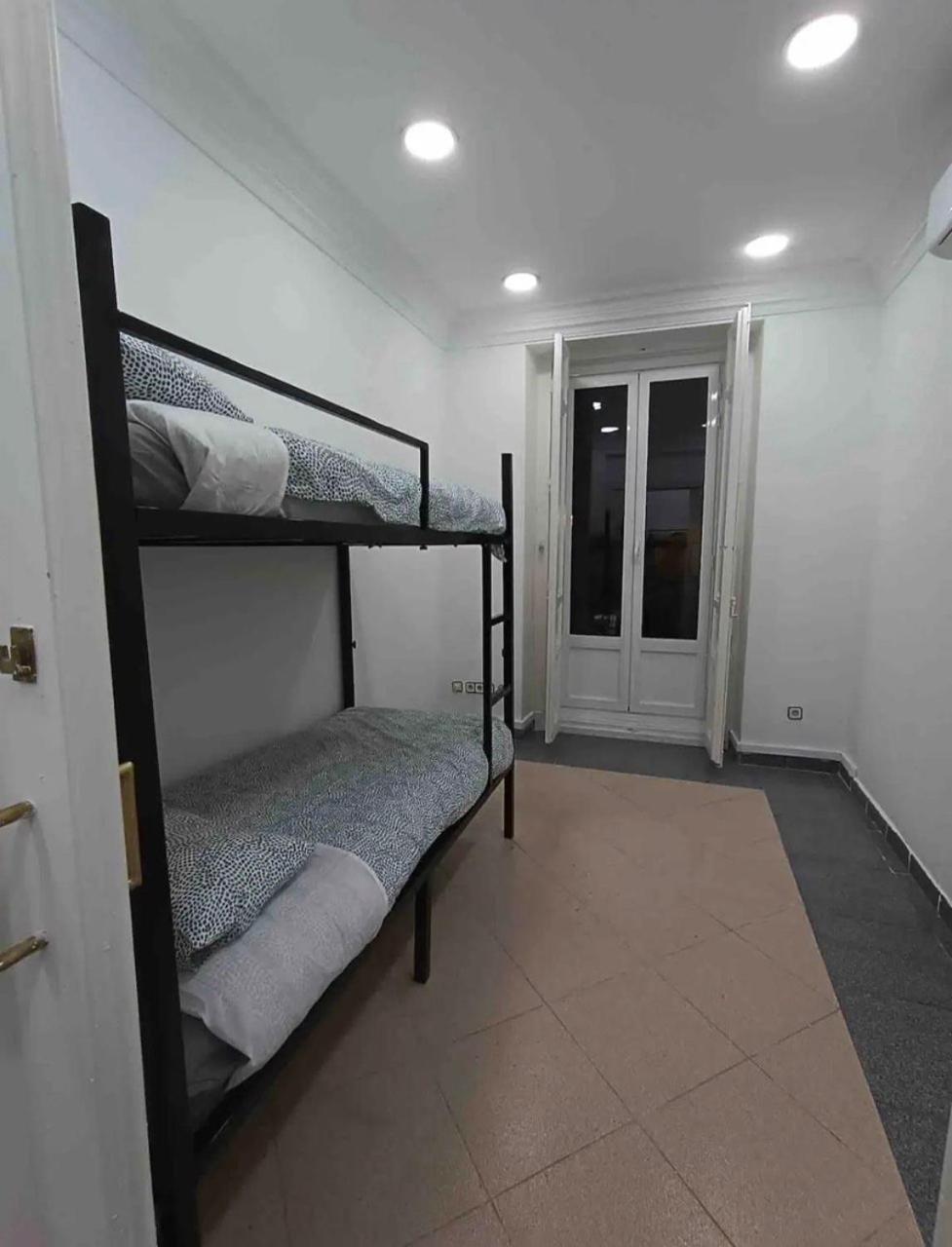 Parsa Residencial House Hotel Madrid Exterior foto